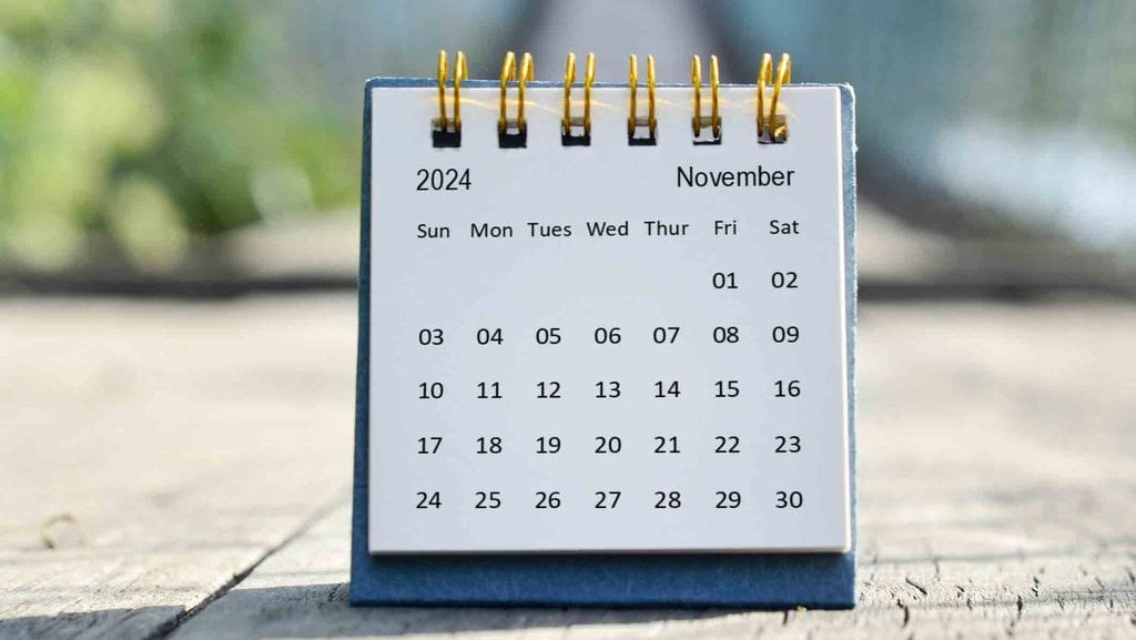 Desain kalender meja